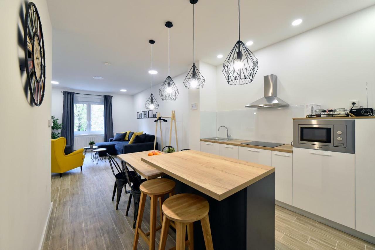 Fishnjak Apartments ซาเกร็บ ภายนอก รูปภาพ
