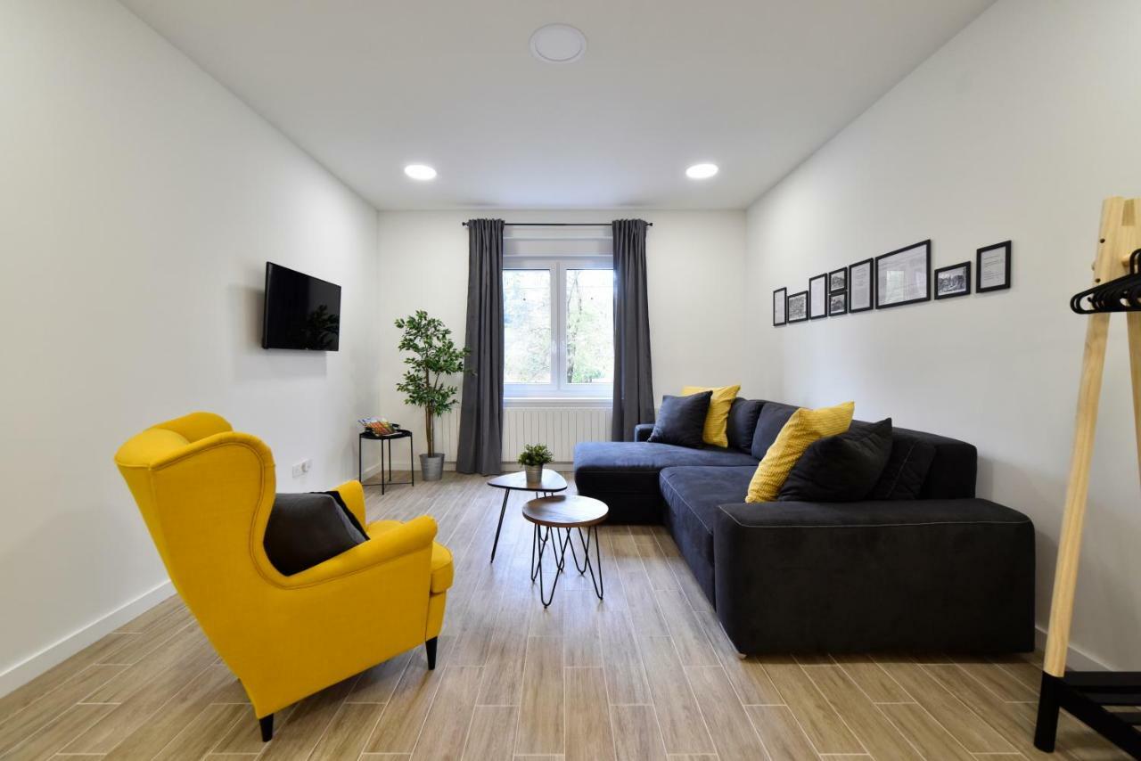 Fishnjak Apartments ซาเกร็บ ภายนอก รูปภาพ