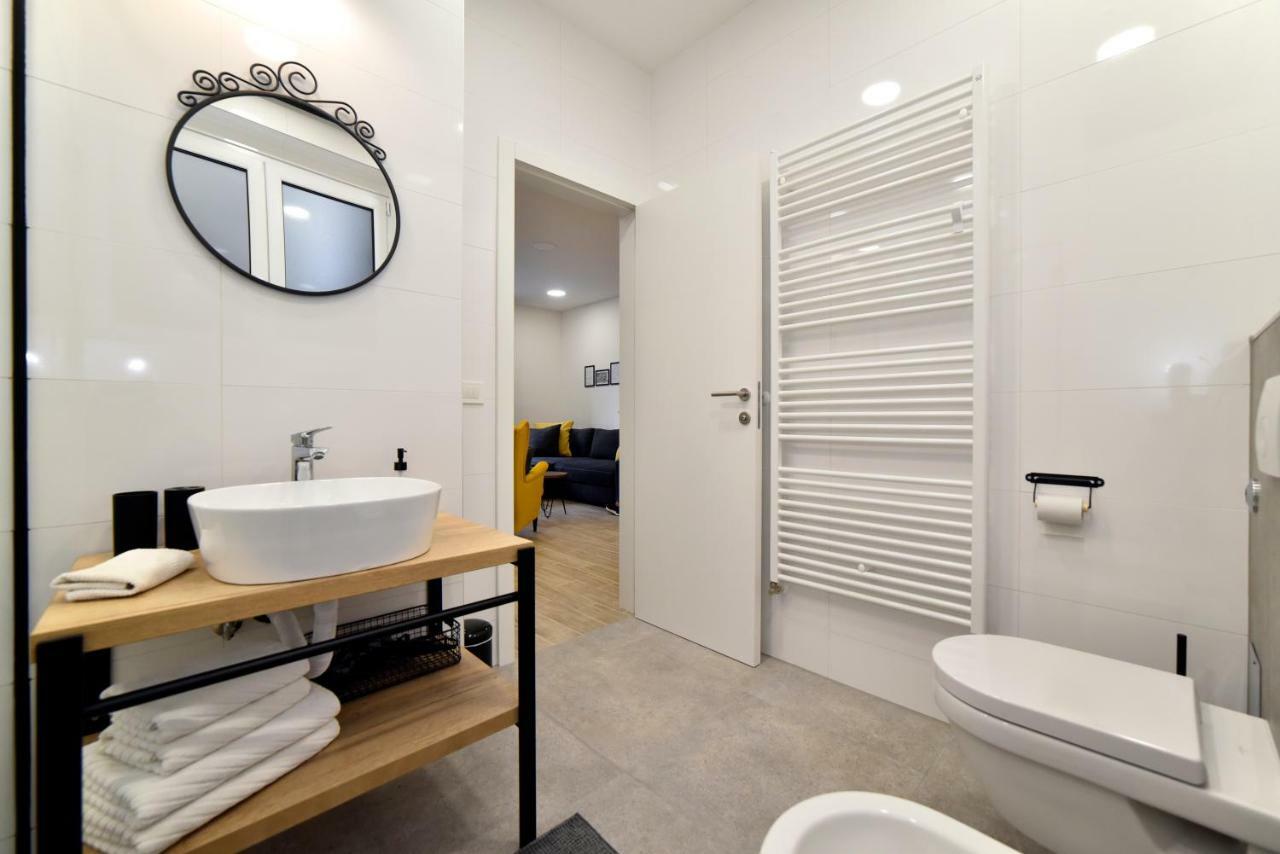 Fishnjak Apartments ซาเกร็บ ภายนอก รูปภาพ